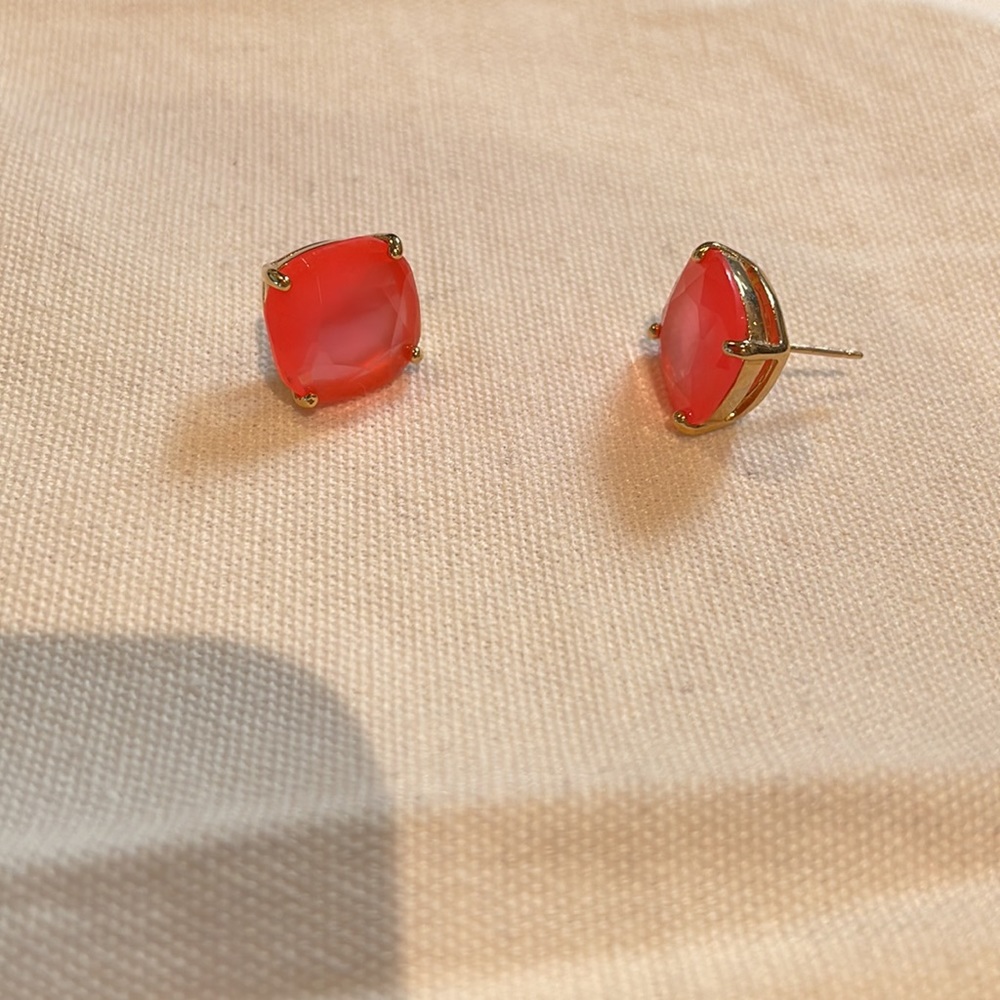 KATE SPADE studs